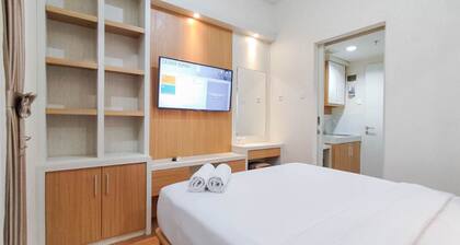 Minimalist And Homey Studio At Amartha View Apartment