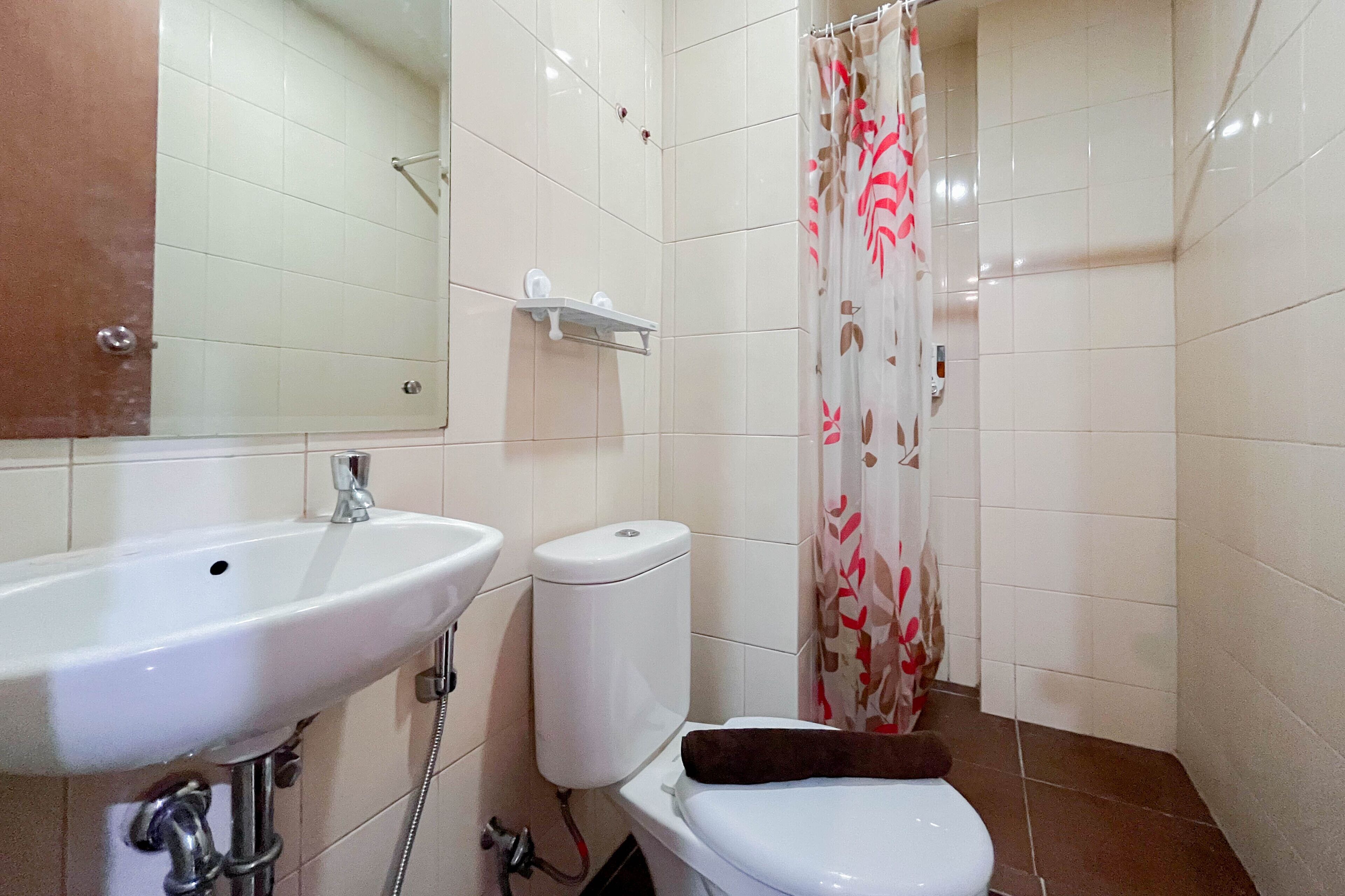 Apartment | Badezimmer | Dusche, Handtücher