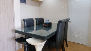 Apartemen | Dapur pribadi | Lemari es besar dan kompor