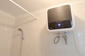 Apartment | Bathroom
