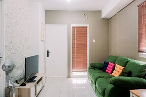Interior - Homey And Comfort Stay 2Br Pakubuwono Terrace Apartment (Jakarta)