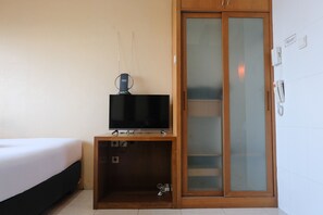 Free WiFi - Homey Studio Apartment At Grand Setiabudi (Bandung)