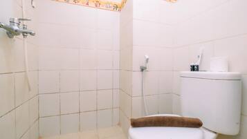 Apartment | Bilik Mandi | Pancuran mandi, tuala disediakan