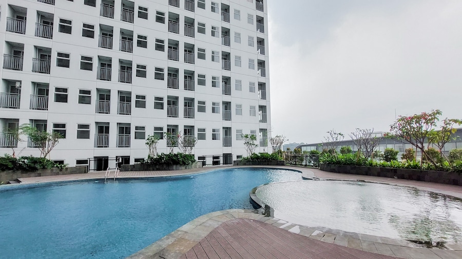 Cozy And Well Designed Studio Serpong Garden Apartment