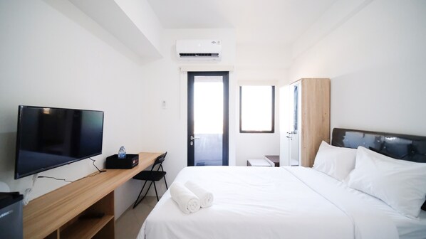 Interior - Comfy And New Studio At Citraland Vittorio Apartment (Surabaya)