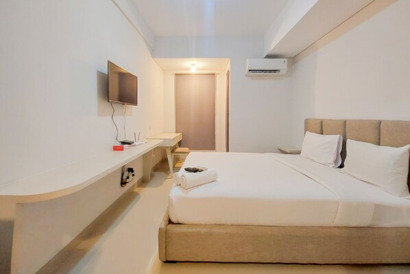 Studio - Scenic And Homey Studio Barsa City Apartment (Yogyakarta)