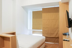 Studio | Free WiFi - Simply Look Studio (No Kitchen) Tokyo Riverside Pik 2 Apartment (Teluknaga)