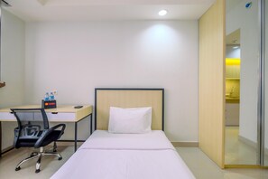 Studio | Soundproofing - Best Deal And Homey Studio Evenciio Margonda Apartment (Depok)