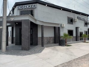 Façade de lâhĂ©bergement