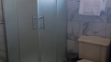 Classic Double Room | Bathroom