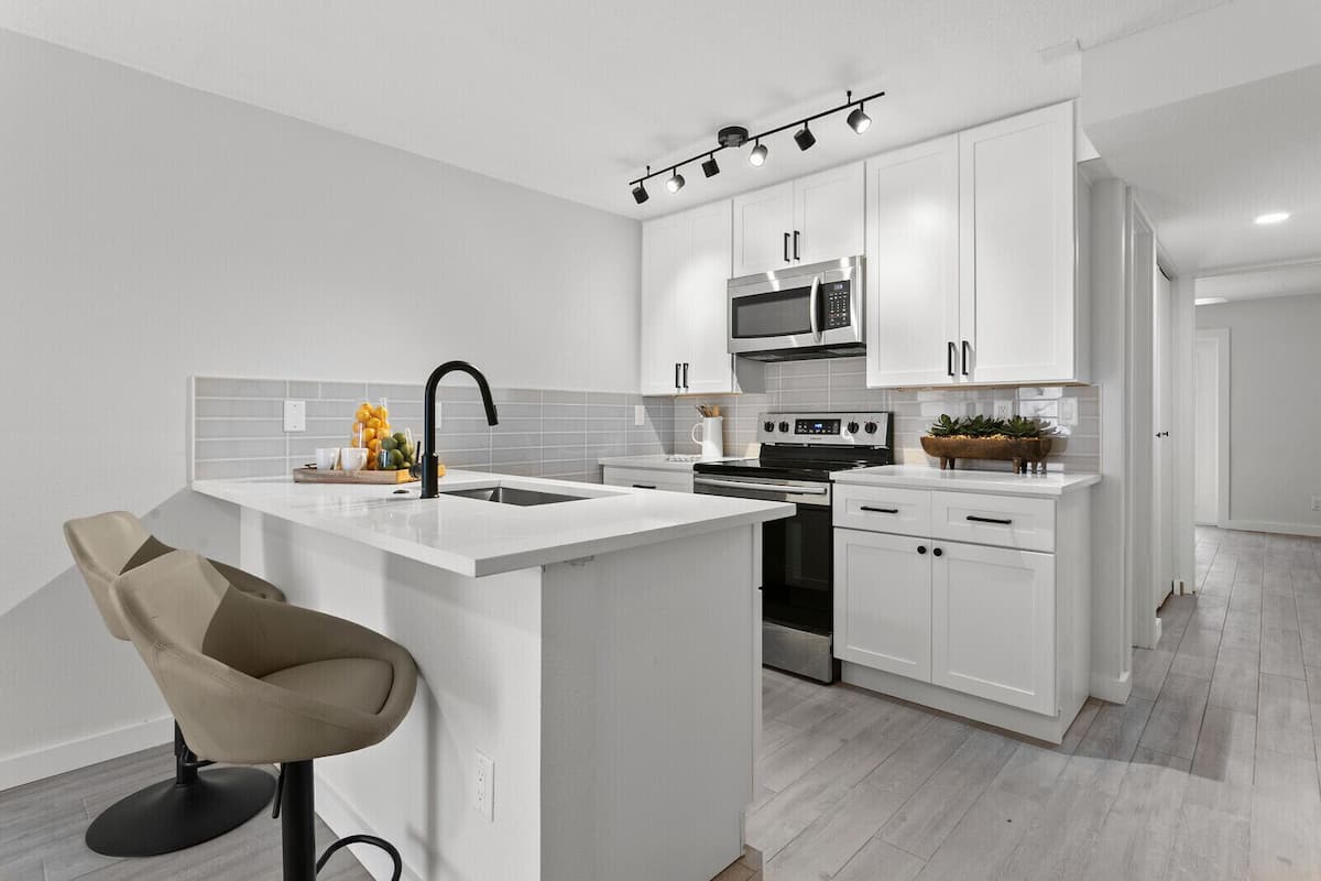 2 habitaciones, tabla de planchar con plancha y wifi gratis 