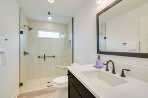 Hair dryer, towels - Pool Access & Screened Patio: Home in The Villages (The Villages)