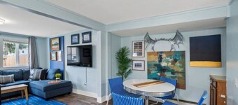 #1 Pendleton Cottage / Midtown Hideaway / & More