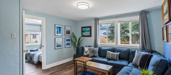 #1 Pendleton Cottage / Midtown Hideaway / & More