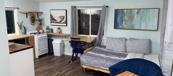 #3 Cozy Little Cabin / Midtown / Yard / BBQ