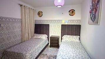 2 bedrooms, iron/ironing board, free WiFi, bed sheets