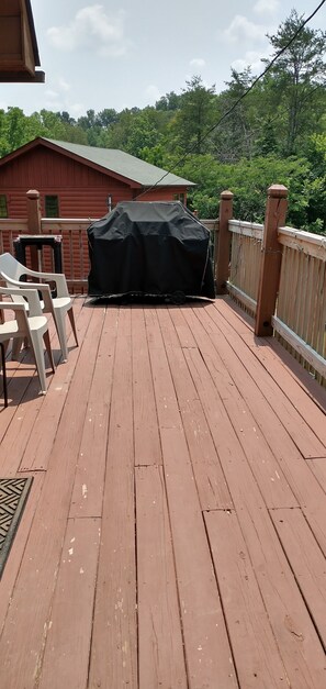 Property grounds - Sweet Country Cabin (Sevierville)