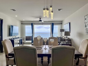 Interior - BeachCove-JollaExcellence-IndoorPool&BeachAccess (Rosarito)