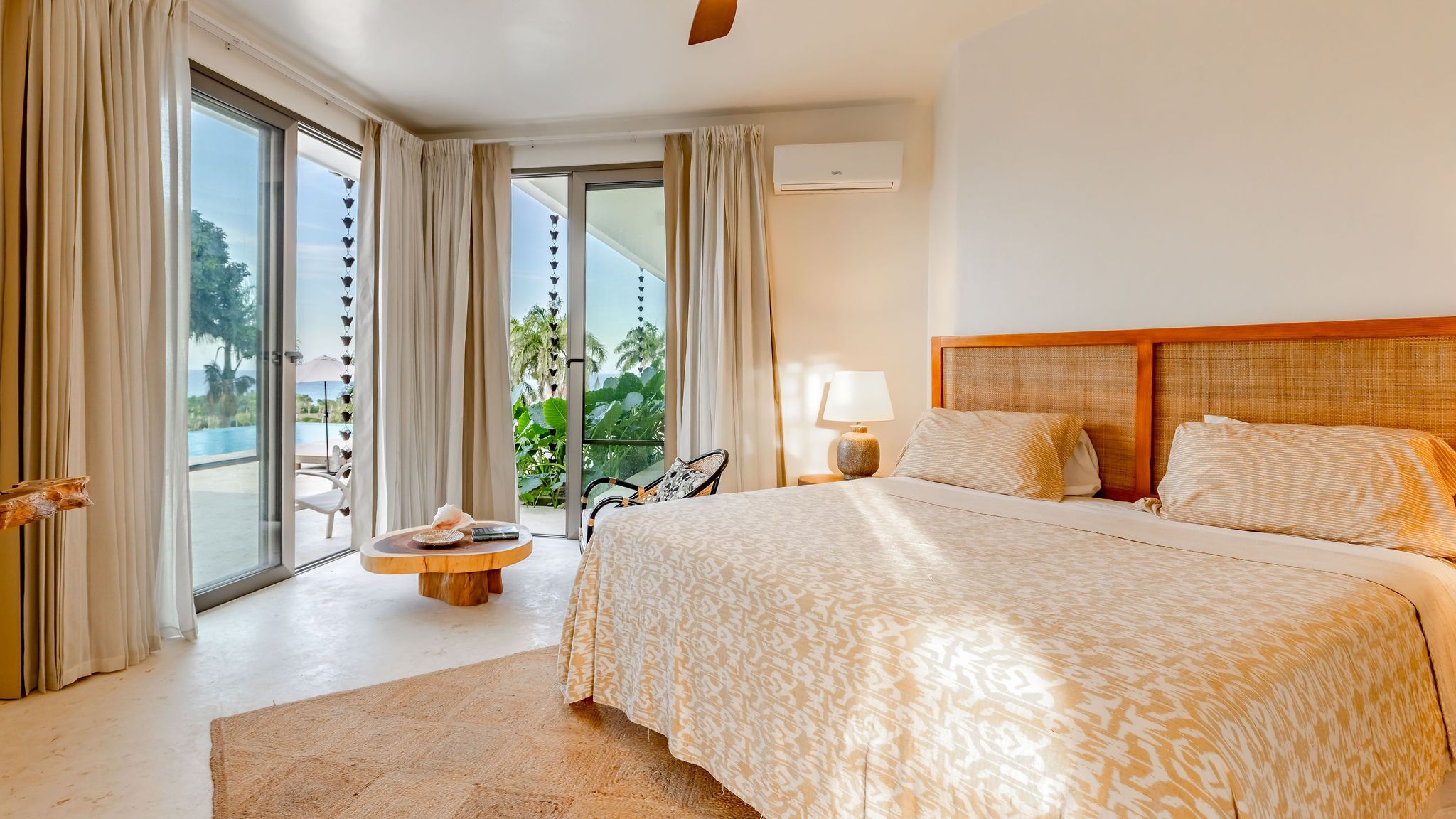 6 chambres, fer et planche à repasser, Wi-Fi, draps fournis