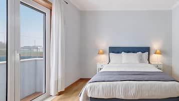 4 Schlafzimmer, Bügeleisen/Bügelbrett, kostenloses WLAN, Bettwäsche