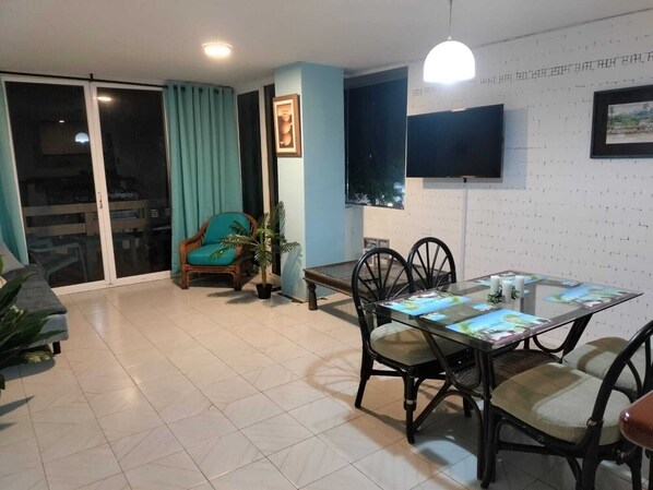 Family Apartment | Living area - Apartamento Jet Set by Seven Travel (San Andrés)