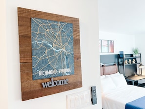 1 bedroom, desk, iron/ironing board, WiFi