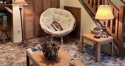 Mountain House Retreat near Hawley and Lake Wallenpaupack