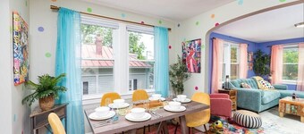 The Pop Inn: Family Destination, Walk Dwntwn