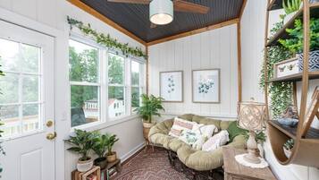 TV, computer monitors