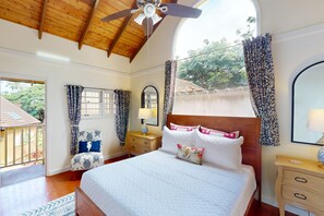 1 bedroom, iron/ironing board, Internet, bed sheets - Colorful condo by the beach with a washer/dryer, lanai, & on-site pool (Maunaloa)