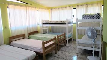6 bedrooms, WiFi