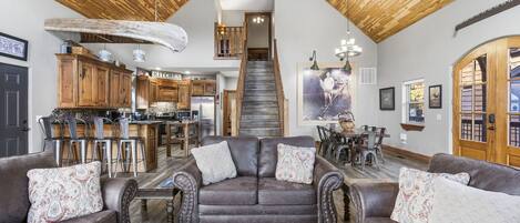 Televisión y chimenea