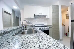 Fridge, microwave, oven, stovetop - J&B In Punta Cana (Punta Cana)