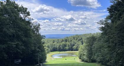 Family friendly townhome with views, wood stove