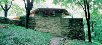 ❄️ Cozy Cub Den | Quiet Winter Getaway | Walk to Shuttle | Family Friendly