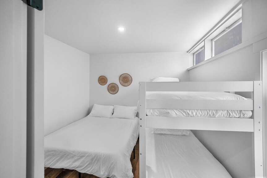 Unit 1- Arbutus Suite-suite-salle De Bain Privée-suite-vue Sur Rue - Lake Cowichan