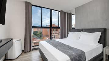 Literie de qualité supérieure, coffres-forts dans les chambres, bureau