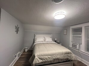 1 chambre, fer et planche Ă repasser, Wi-Fi, draps fournis