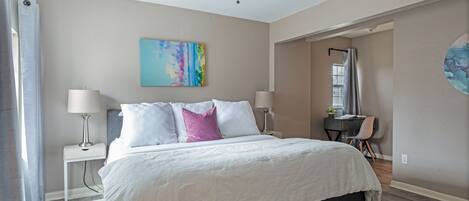 2 bedrooms, desk, iron/ironing board, free WiFi