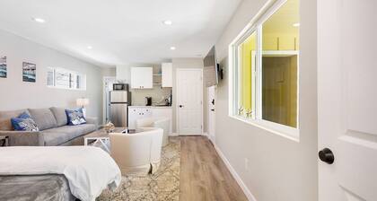 La Jolla Shores Remodel w/ Balcony, 2 Units in 1 & Steps from the Beach!