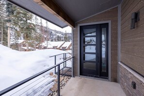 Property grounds - Beautiful 3-bedroom townhome at Purgatory Resort with mountain views, perfect for families. (Durango)