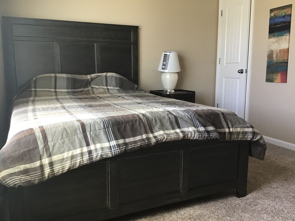 Enjoy this warm residential property located near hwy 198 and hwy 41