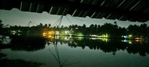 4 chambres, fer et planche à repasser, Wi-Fi, draps fournis