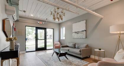 Updated Music City retreat with open kitchen, bright accents, & ample storage