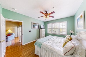 2 sovrum, strykjärn/strykbräda, internet och sängkläder