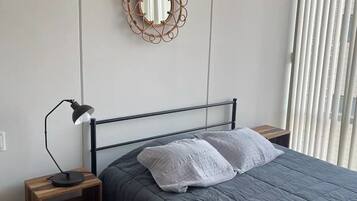 2 bedrooms, iron/ironing board, WiFi, bed sheets