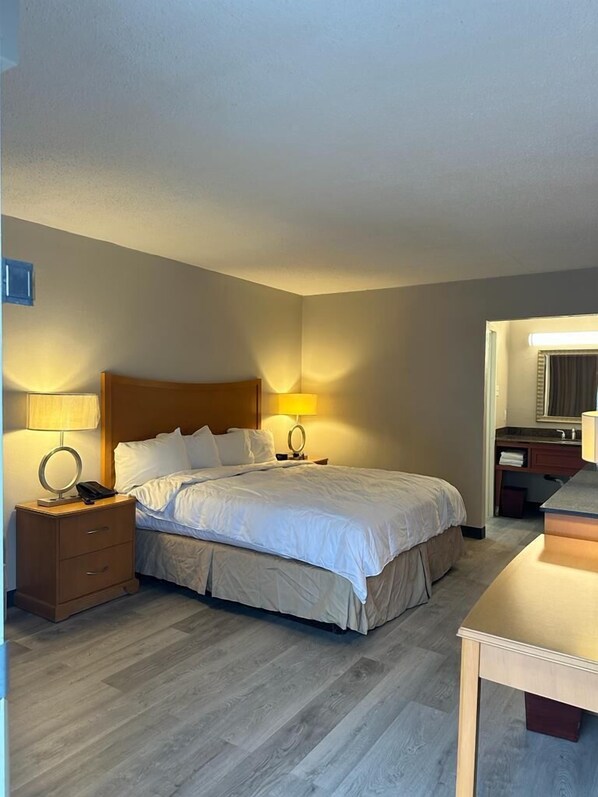 Standard Single Room | Desk, laptop workspace, iron/ironing board, free WiFi