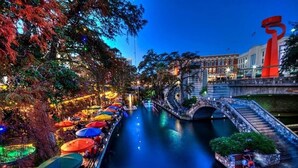 House | 1 bedroom - Downtown Accessible New 1BR 1BA Cozy Studio (San Antonio)