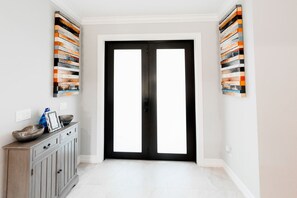 Interior - Exceptional family-friendly home for your next vacation or getaway (Naples)