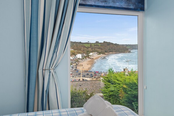 Apartment - Brynawelon - Wonderful Sea and Harbour Views (Saundersfoot)